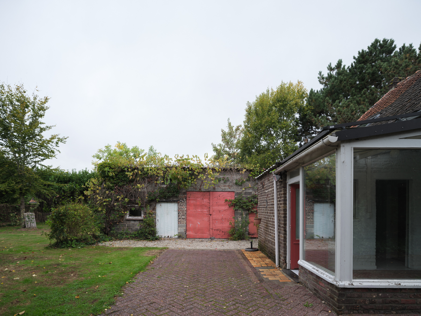 Vrijstaande woning met ruime bijbouw en veelzijdige mogelijkheden in Drongen - foto 5
