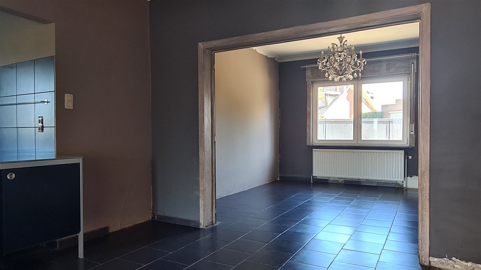 Deels gerenoveerde woning op rustige locatie! - foto 4