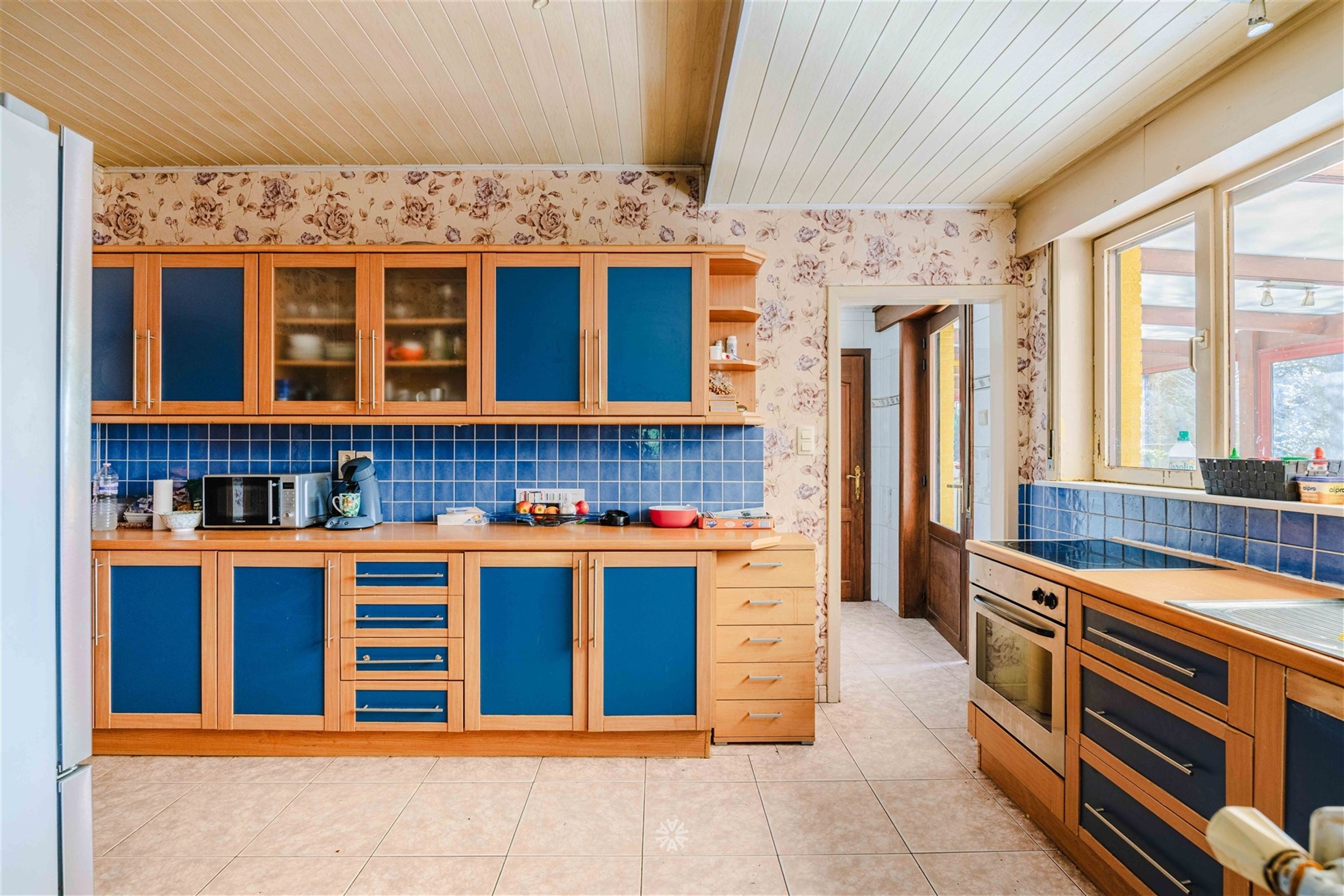 Te renoveren gezinswoning op rustige ligging  - foto 4