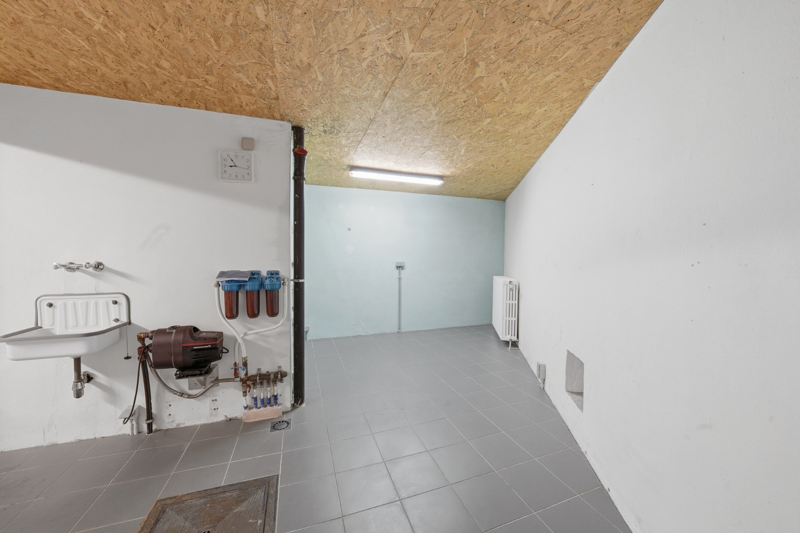 Volledig gerenoveerde bel-étage met ruime garage te Oostende - foto 4