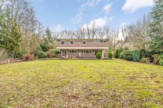 Het betreft hier een te renoveren, ruime, villa gelegen op een TOP locatie. Natuurgebied De Maten en Domein Bokrijk bevinden zich op een...