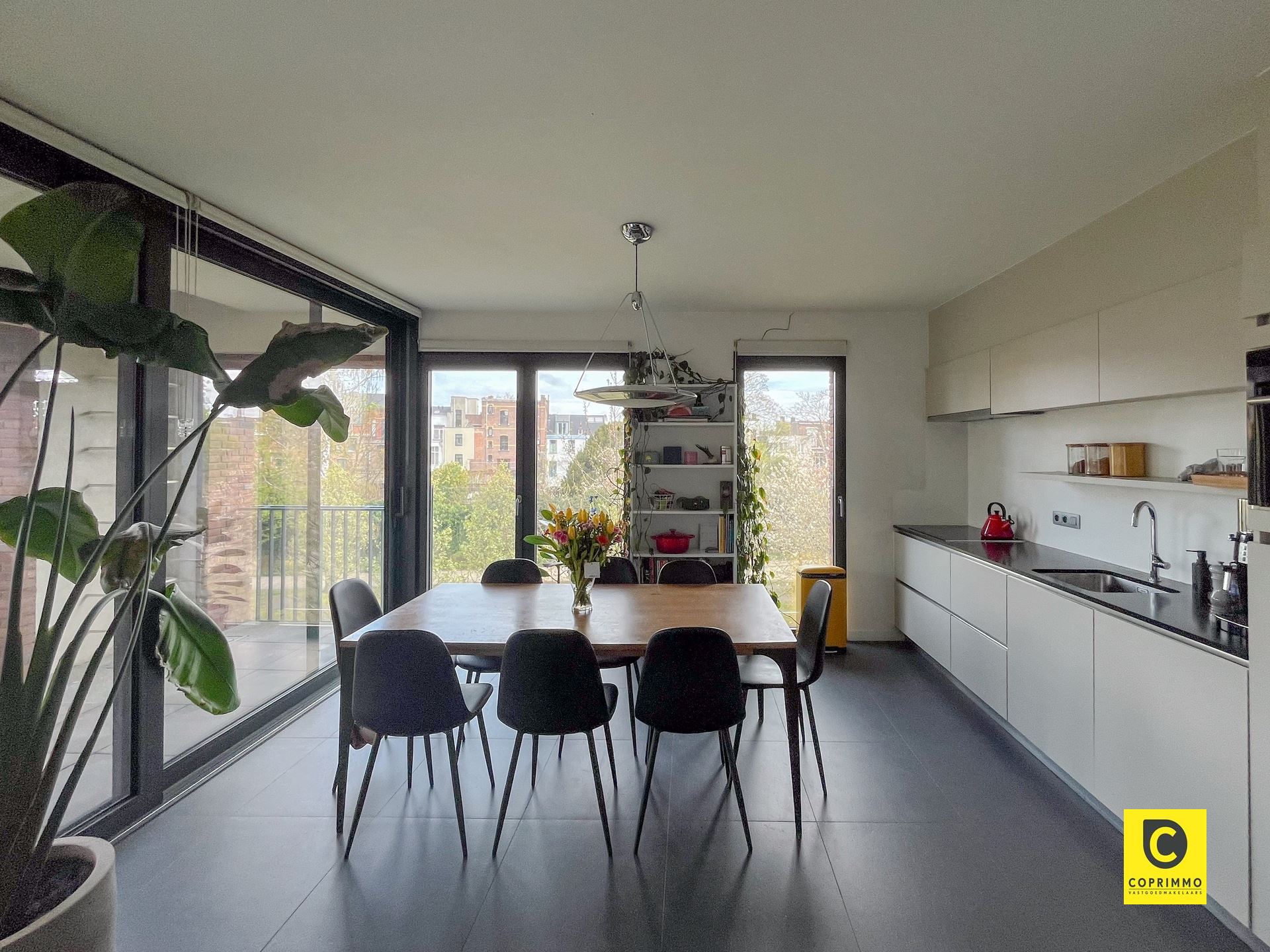 Modern 1 slaapkamer appartement met groot terras - foto 5