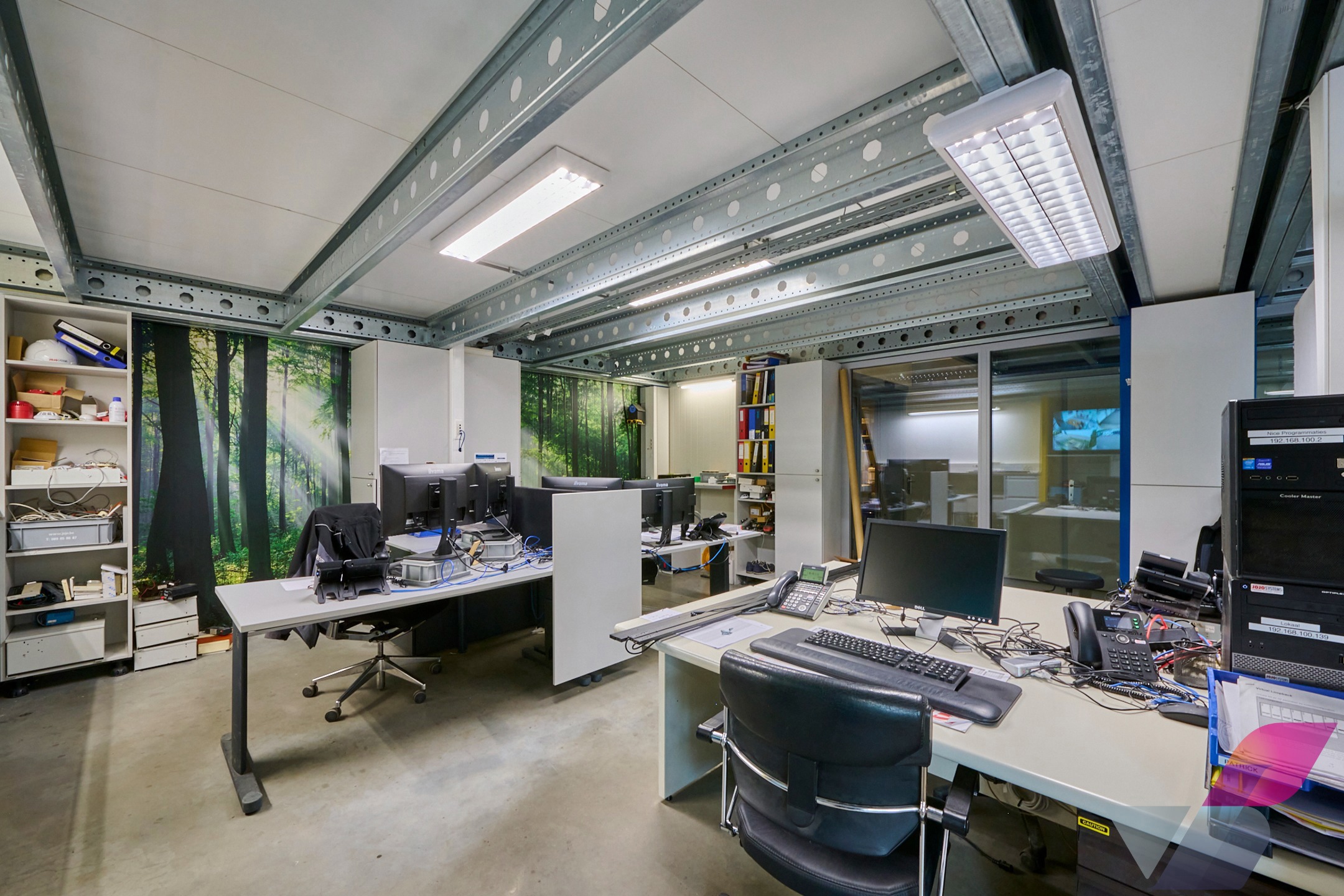 MULTIFUNCTIONEEL GEBOUW OP MOOIE ZICHTLOCATIE - foto 5