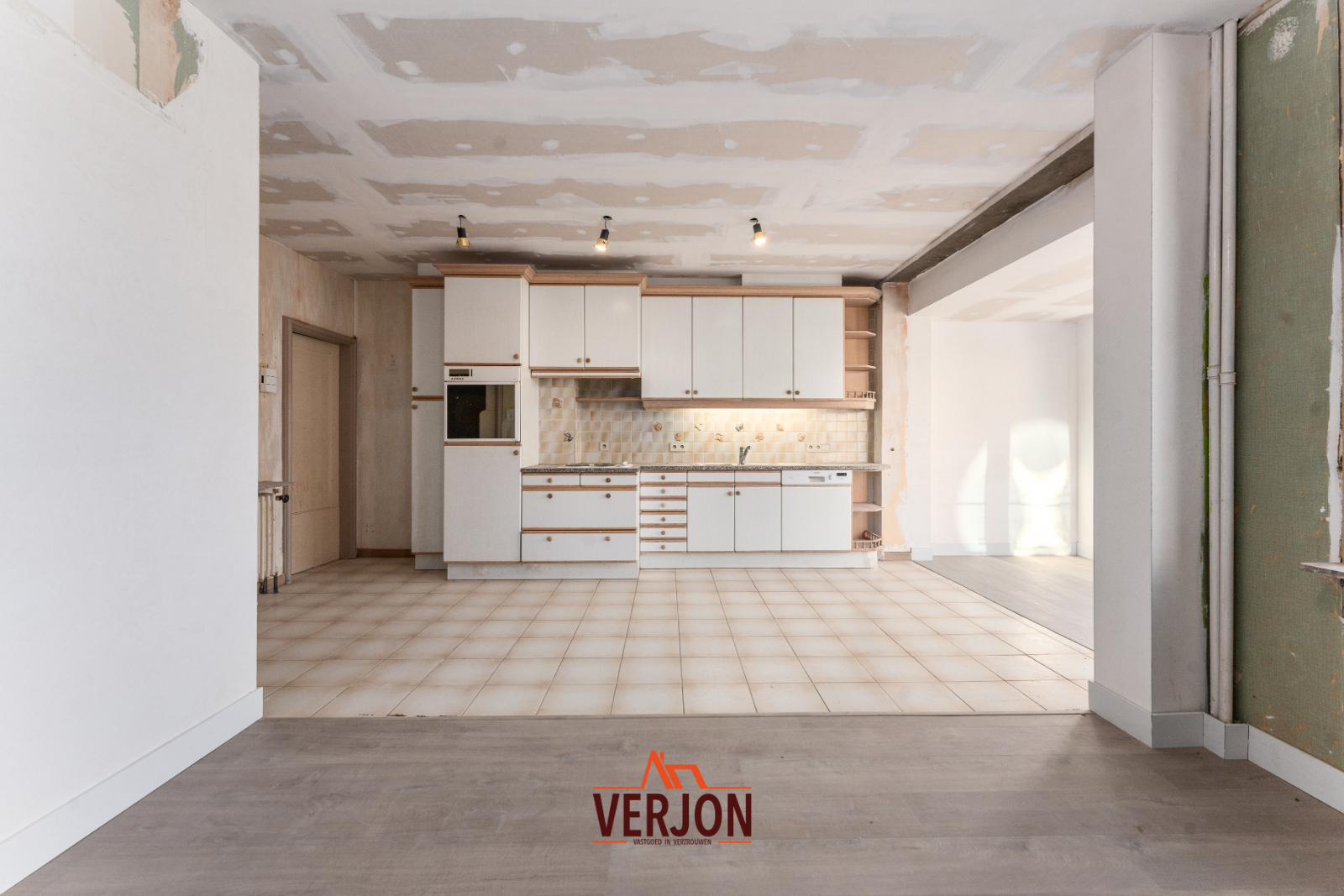 House for sale in Izegem with 4 bedrooms - photo 2