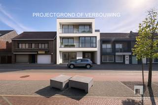 <p><span>Projectgrond of verbouwing tot appartementen in Tessenderlo-Ham op een uitzonderlijke gunstige locatie, met een uitstekende ligging recht tegenover de kerk en een imposante voorgevel van bijna 13 meter. </span></p><p><span> </span></p><p><span>PROJECT MOGELIJK? TUURLIJK!</span></p><p><span>- Dit perceel is gelegen in een zone waar verdichting met meergezinswoningbouw inpasbaar is. De effectieve vergunbaarheid en aantal wooneenheden hangt af van de kwaliteit van het ontwerp. </span></p><p><span>- Door de ligging aan een gewestweg kan AWV bijkomende voorwaarden opleggen over de inrit. </span></p><p><span>- Het perceel is gelegen in een zone waar 1,5 parkeerplaatsen per wooneenheid voorzien moeten worden. </span></p><p><span>- Er moet ook steeds voldoende kwalitatief groen aanwezig blijven op het perceel en er moet bovengrondse waterinfiltratie voorzien worden. </span></p><p><span> </span></p><p><span>NIEUWBOUW</span></p><p><span>- Na afbraak en heropbouw kan je verkopen aan </span></p><p><span>% BTW</span></p><p><span> </span></p><p><span>RENOVATIE</span></p><p><span>- Het huidige pand is een stevige, degelijke en droge constructie =  ideaal om te verbouwen tot apparementen.</span></p><p><span> </span></p><p><span> </span></p><p><span>Extra troef, het perceel is bereikbaar langs achter voor voetgangers of fietsers!</span></p><p><span> </span></p><p><span>Neem gerust contact op voor aanvullende informatie of om een persoonlijke bezichtiging in te plannen. </span></p><p><span>Dit is een zeldzame kans om op een commerciële locatie in het centrum van Tessenderlo-Ham een projectgrond/pand te kopen en te transformeren naar uw eigen project.</span></p><p><span>Bel Immo Diest op 013/31.25.22 voor een bezichtiging, wij helpen u verder met glimlach :-).</span></p><p><span> </span></p><p><span>Disclaimer:</span></p><p><span>De gebruikte AI-renders op deze website zijn gecreëerd met behulp van artificiële intelligentie en dienen uitsluitend ter illustratie van de mogelijke inrichting of uitstraling van een pand. Deze beelden zijn niet bindend en geven geen garantie over de huidige of toekomstige toestand van het vastgoed. Afmetingen, materialen, kleuren en inrichting op de AI-renders kunnen afwijken van de werkelijkheid. Geïnteresseerden worden aangeraden steeds het pand persoonlijk te bezichtigen en geen rechten te ontlenen aan de getoonde visualisaties. Voor vragen of verduidelijkingen kan u steeds contact opnemen met Immo Diest.</span></p>