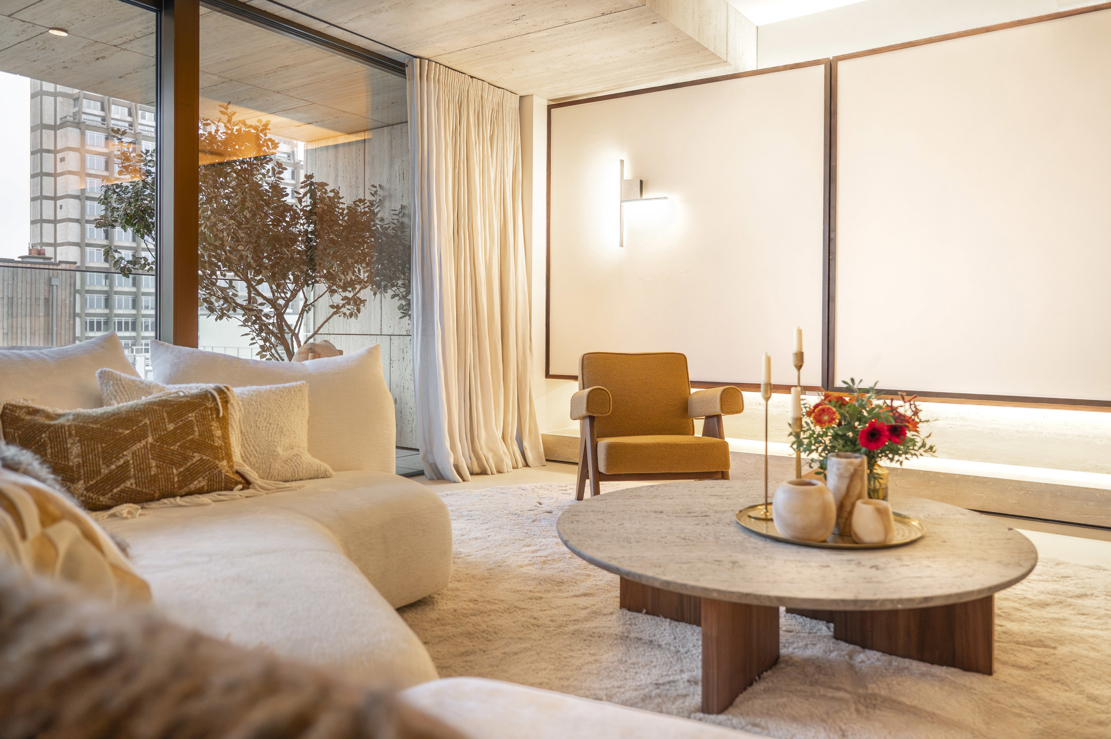 ANTWERPEN - Karaktervol appartement met alle details - foto 2