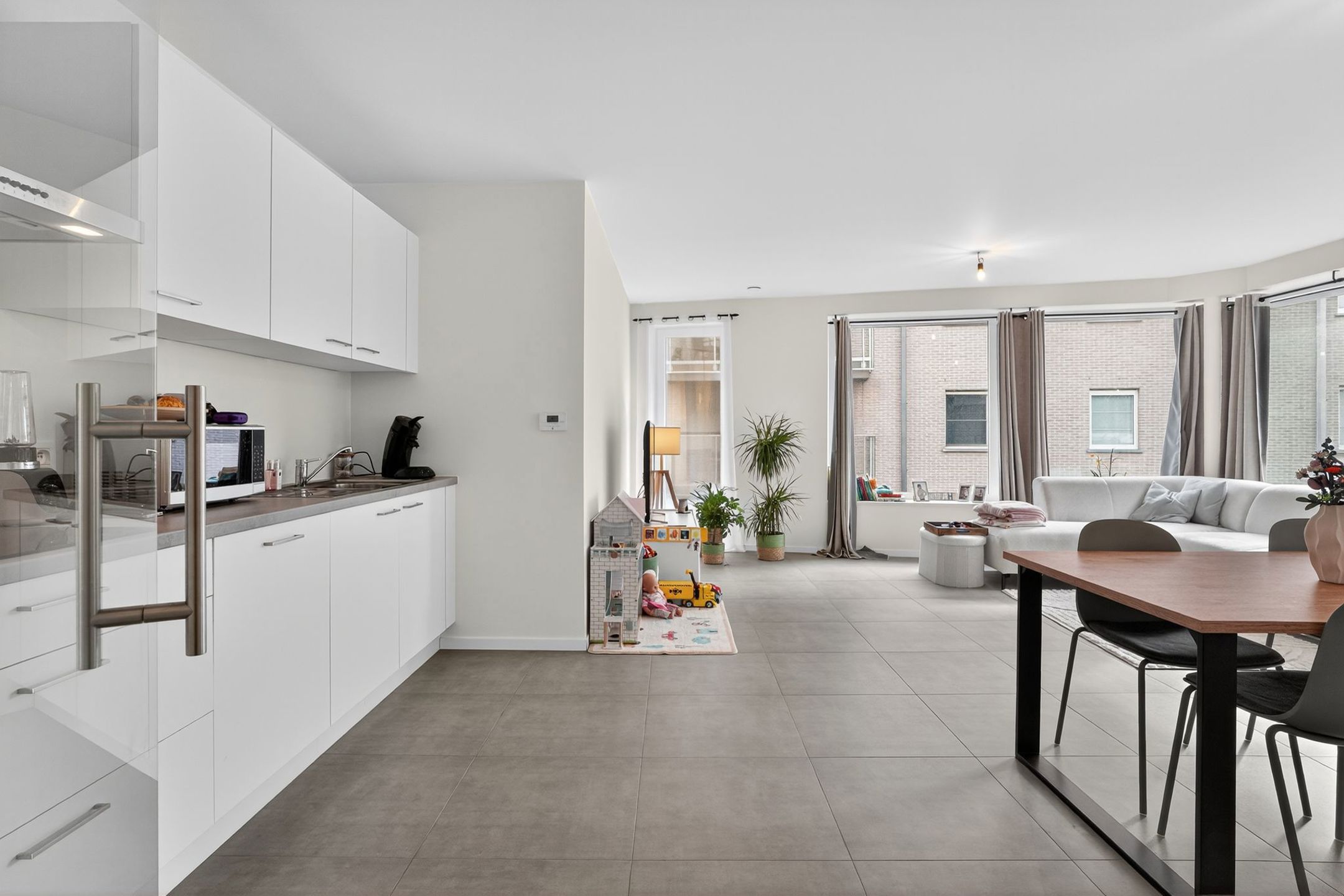 Zalig lichtrijk appartement (2024) met terras in het centrum - foto 5