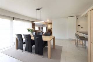 Rustig gelegen gelijkvloerse woning met 3 slaapkamers op knap perceel van 9a 33ca Omgeving:+ Unieke ligging in een kindvriendelijke en rustige,...