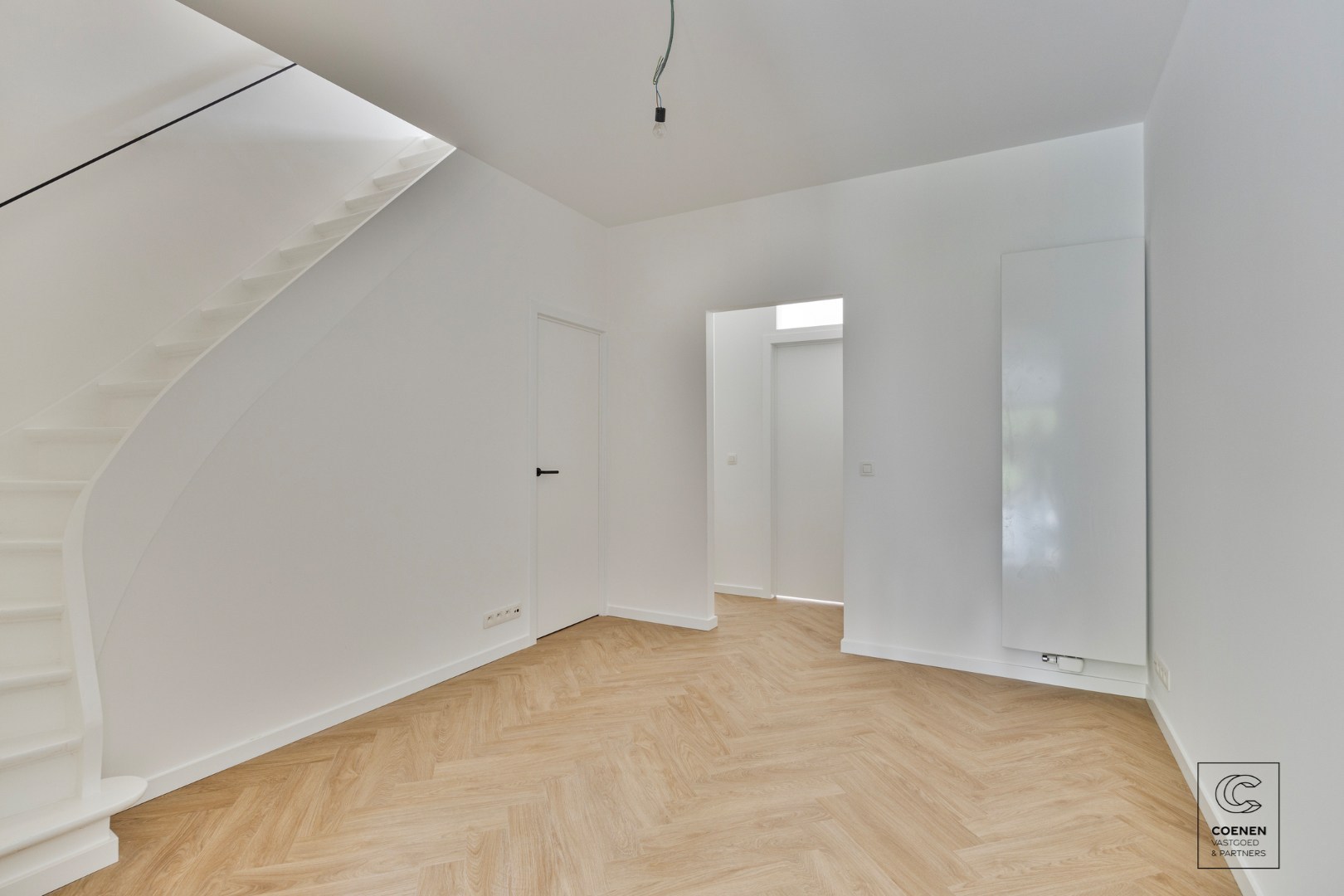 Prachtig, grondig gerenoveerde HOB met twee slaapkamers op een centrale ligging te Brasschaat! - foto 5