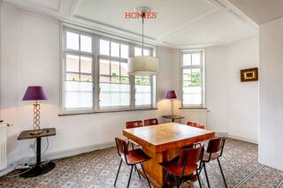 In een groene omgeving in Bierbeek stellen wij u met veel plezier deze woning voor, gelegen in een charmante en gezellige vierkantshoeve te...