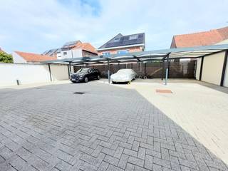 Garage à louer à Oostkamp