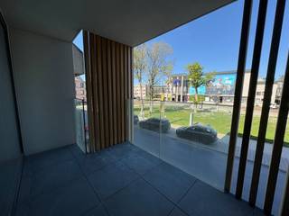 In het hart van De Panne, in de Zeelaan, ligt Residentie Georges, een hedendaags project met 11 BEN-appartementen. Dit charmante appartement op...