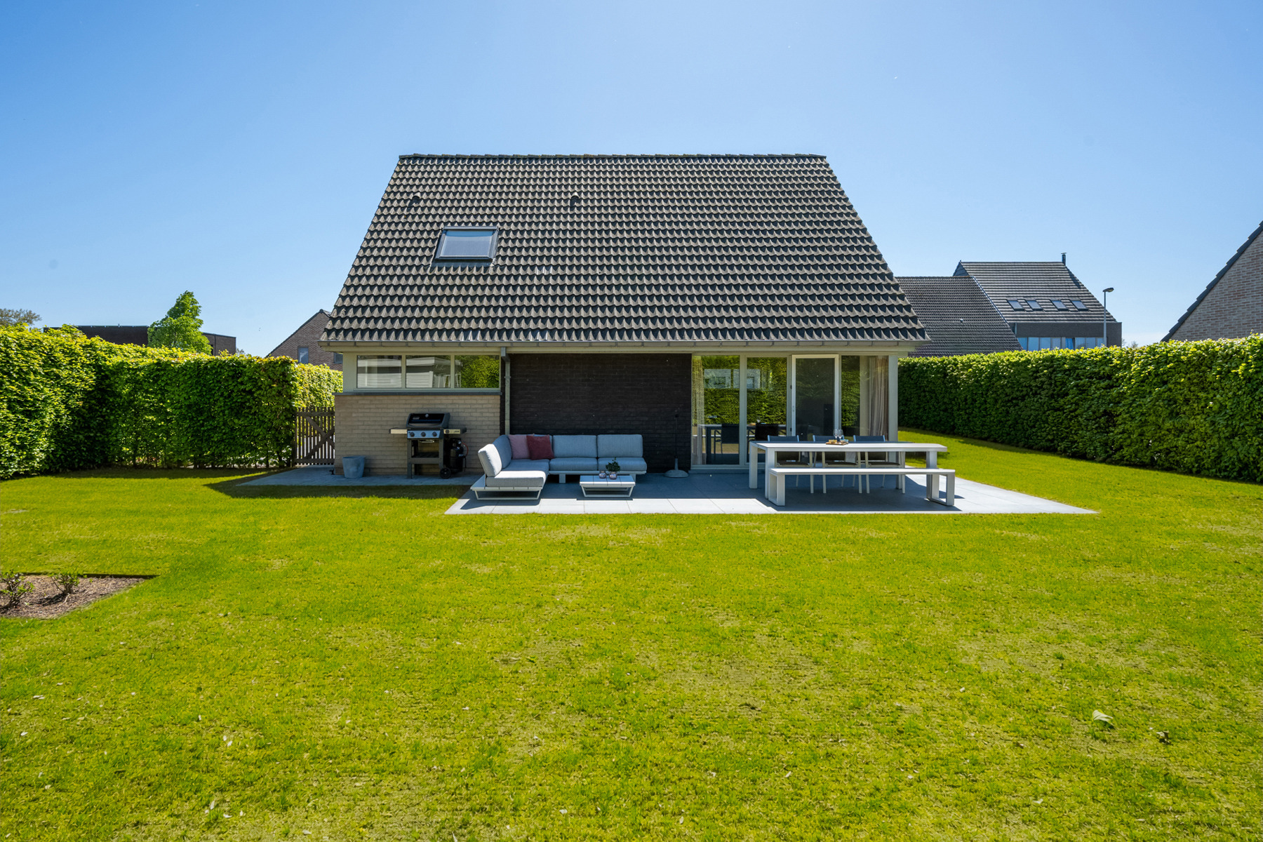 KWENENBOS: lichtrijke woning met grote tuin in rustige wijk! - foto 2