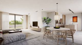 Unit 72/2 is een prachtige tuinwoning van 162 m² met 3 slaapkamers, waar rust en wooncomfort zorgen voor een unieke leefervaring. Je geniet van een lichtrijk terras en een gezellige privatieve tuin van 68 m², ideaal om in alle sereniteit van het buitenleven te genieten. De woning is bovendien voorzien van een XL liftschachtvoorbereiding, wat extra toekomstgericht wooncomfort biedt. Met een S-peil van 20 en een E-peil van -1, goed voor een EPC-label A+, betreft het een bijzonder energiezuinige en duurzame woonst. <br /><br />In Hof Marly staan comfort, rust en energiezuinigheid centraal. Vloerverwarming via een individuele warmtepomp garandeert een aangenaam binnenklimaat met laag verbruik, terwijl zonnepanelen voorzien in de eigen energiebehoefte. Bovendien genieten bewoners vijf jaar vrijstelling van onroerende voorheffing. <br /><br />Het project is doordacht uitgewerkt met een ruime ondergrondse parkeergarage, zeer brede autostaanplaatsen met privatieve berging en aparte fietsparkeerzones per blok. Via meerdere trappenhallen en liften bereik je vlot de woonentiteiten en het binnenpark. <br /><br />Ook bouwtechnisch scoort Hof Marly hoog, met een vijfsterrenlabel voor akoestiek en afwerking dankzij performante isolatie en doordachte ontkoppeling van de entiteiten.