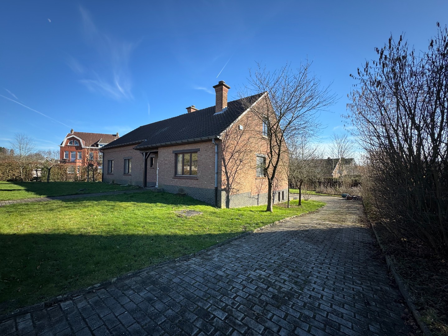 Ruime villa met 6 kamers - foto 2