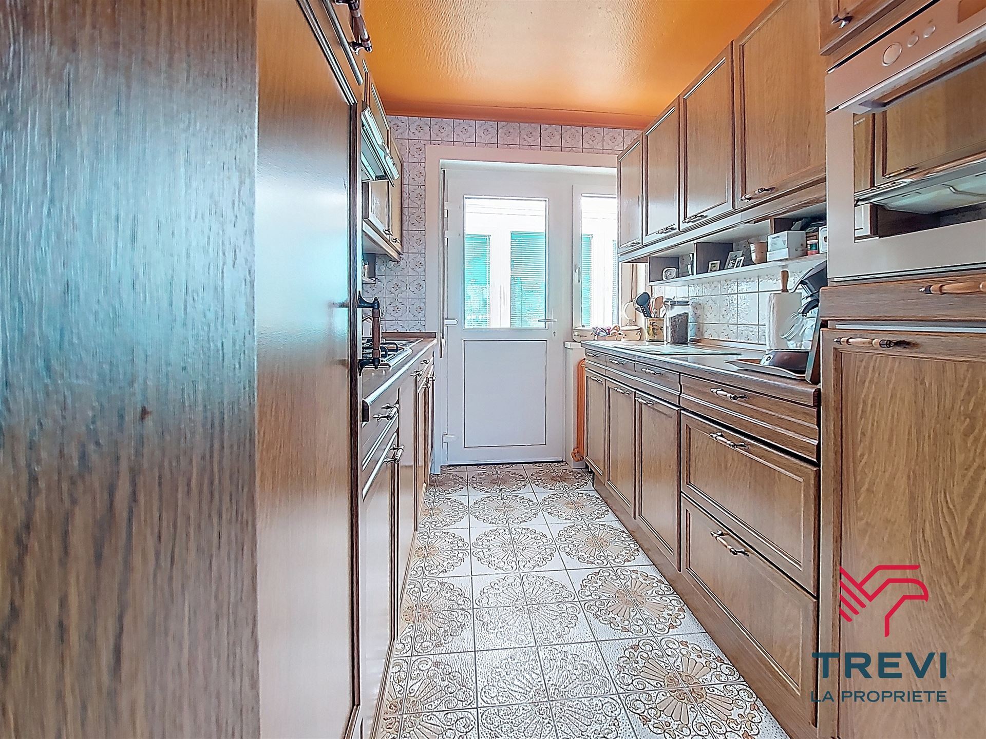 Apartment for sale in Lodelinsart with 2 bedrooms - photo 4