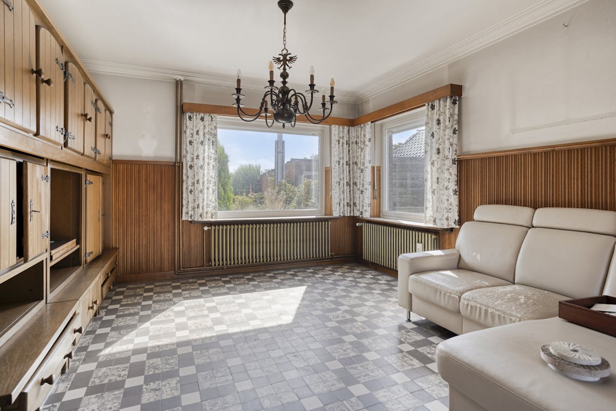 Te renoveren woning te koop net buiten het centrum van Retie - foto 4