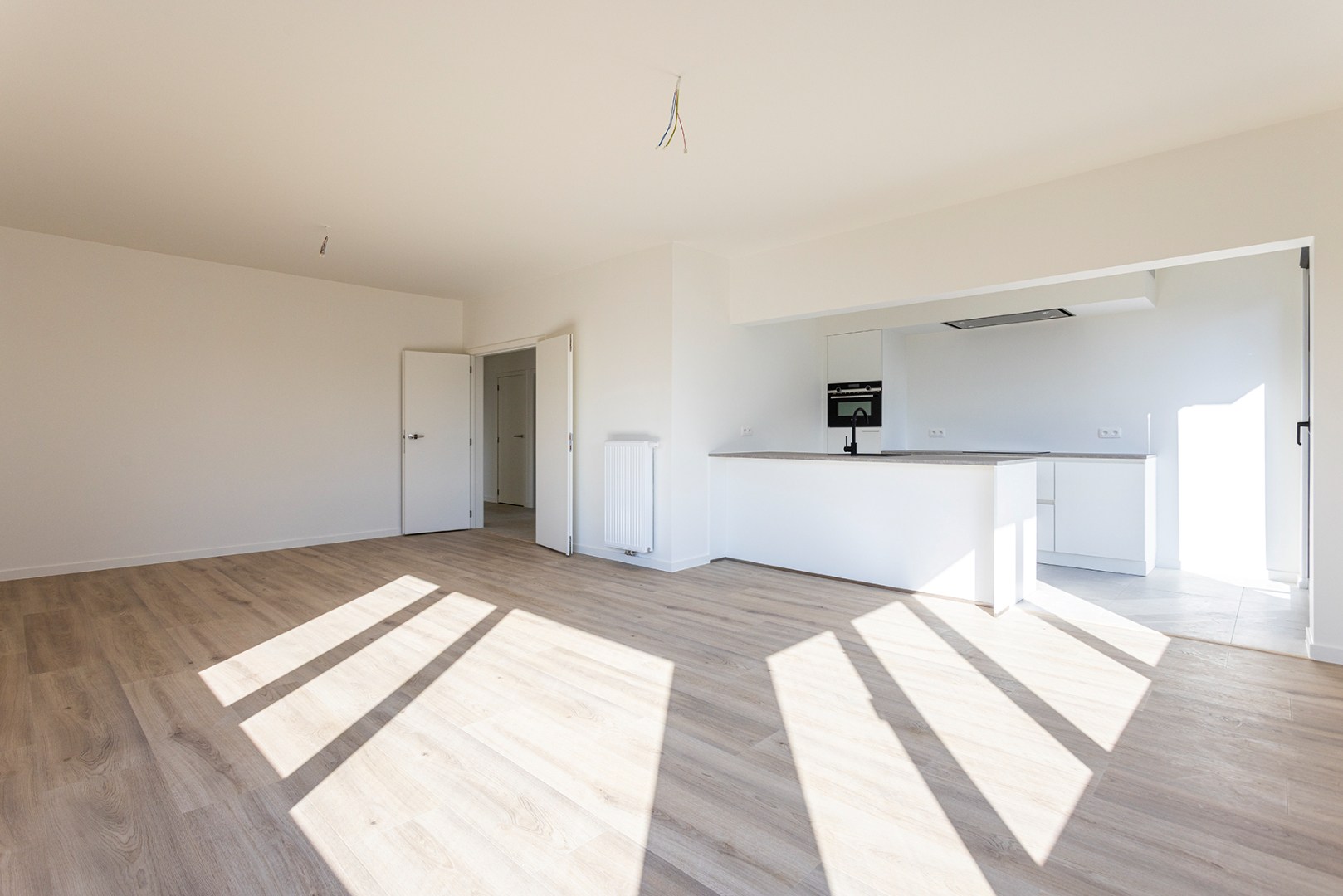 Ruim en modern appartement (vernieuwbouw) met 3 slpks nabij De Roma - foto 1