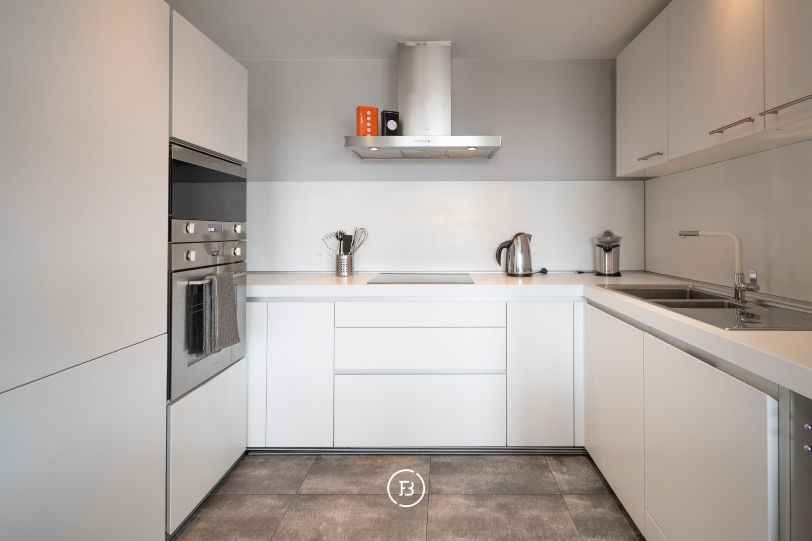 Gemeubeld penthouse met terrassen nabij Chatelain - foto 4
