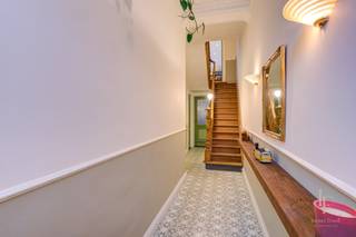 Ben je op zoek naar een karaktervolle woning met ruimte, charme én een vleugje modern comfort? Dan hebben we goed nieuws voor jou! In Merksem...