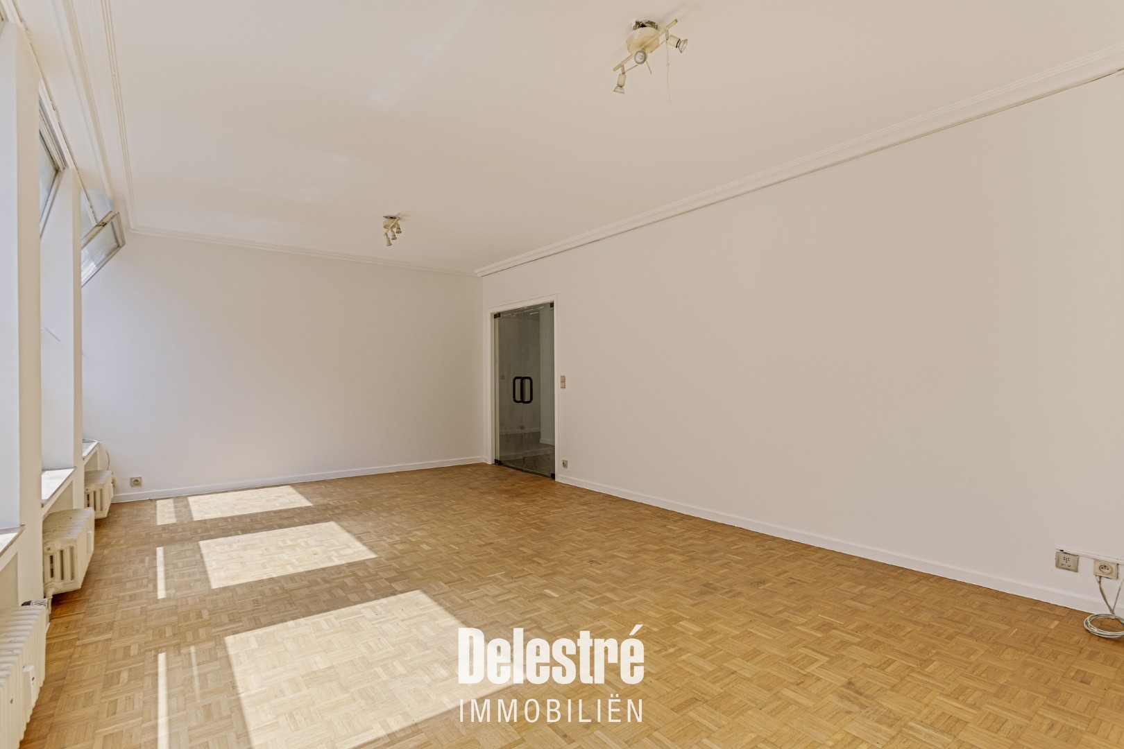 RUIME VERHUURDE APP. CENTRUM HALLE  - foto 2