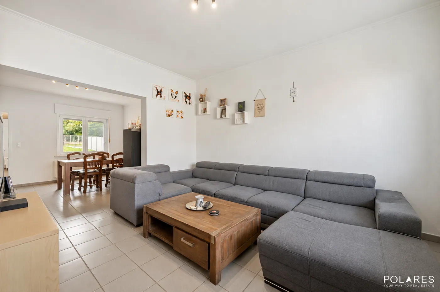 Gerenoveerde gezinswoning met 3 slaapkamers - foto 3