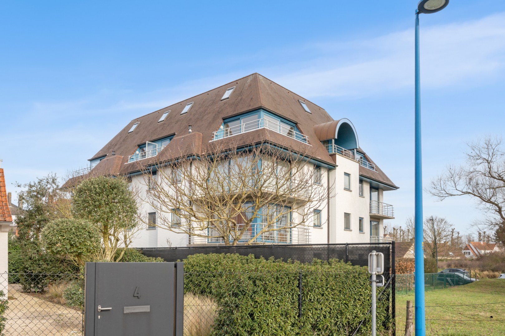 RUIM DUPLEX APPARTEMENT MET 4 SLAAPKAMERS - foto 4