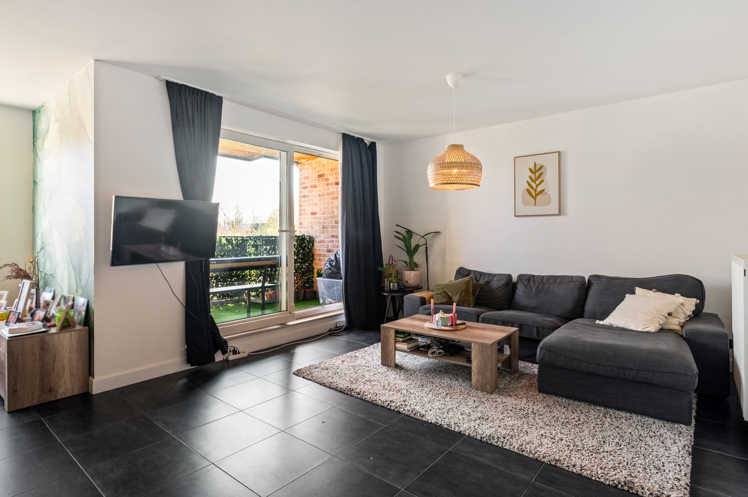 Ruim instapklaar appartement met 2 slaapkamers en terras op centrale ligging in Kapellen - foto 3