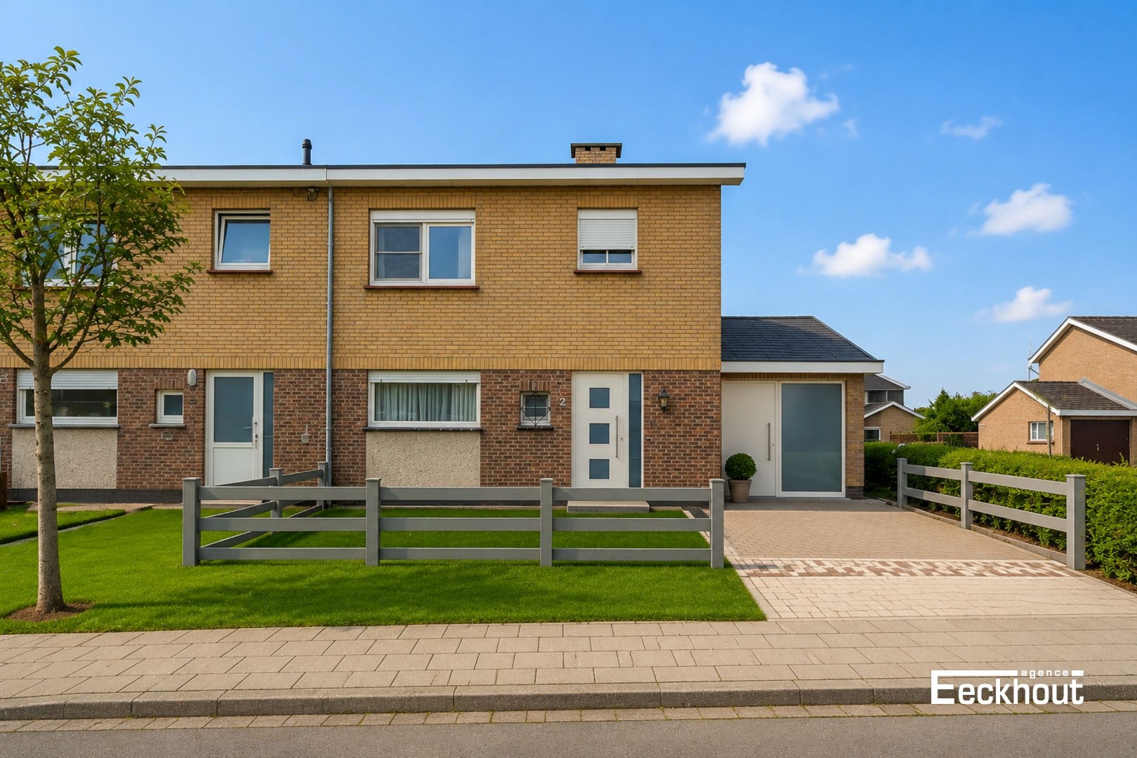 House for sale in Gistel