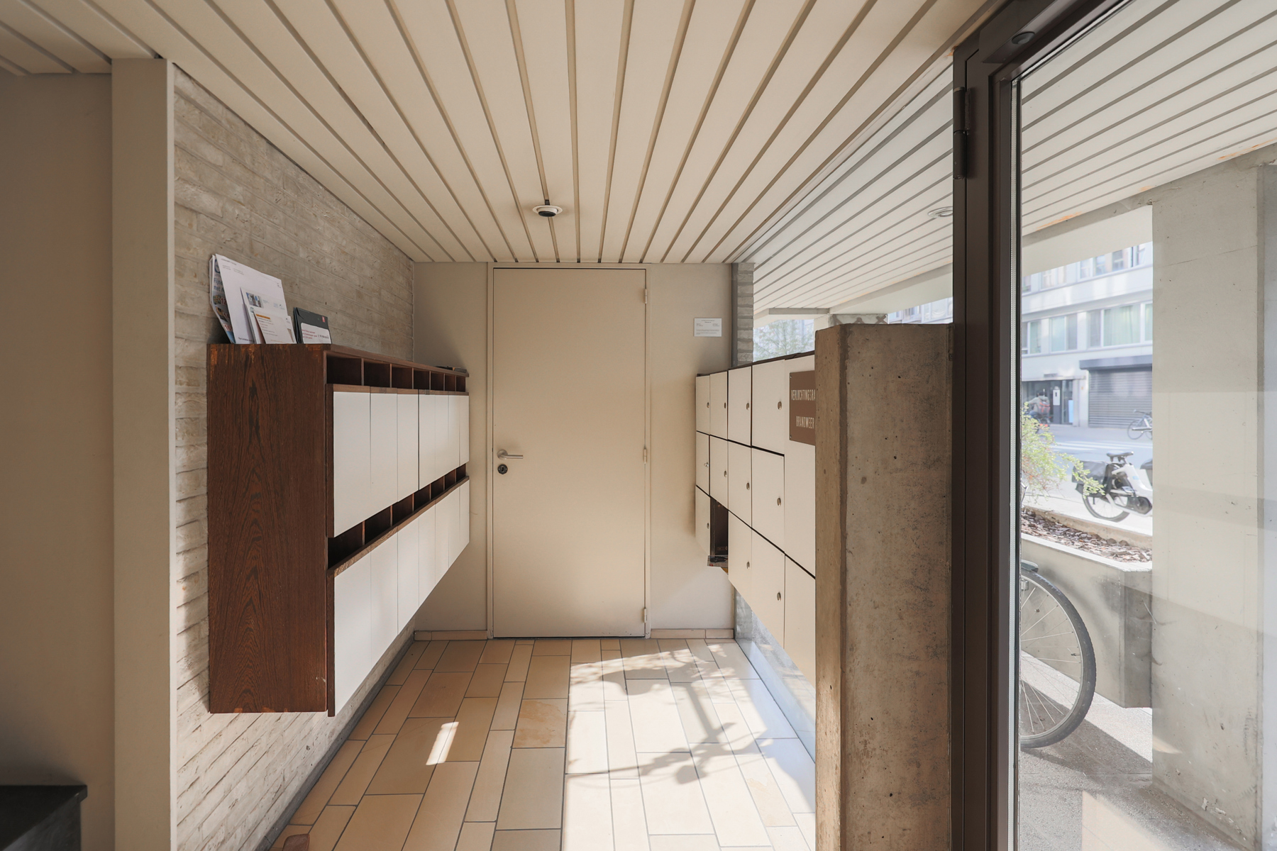 Ruim 3-slaapkamer appartement met terras op toplocatie  - foto 3