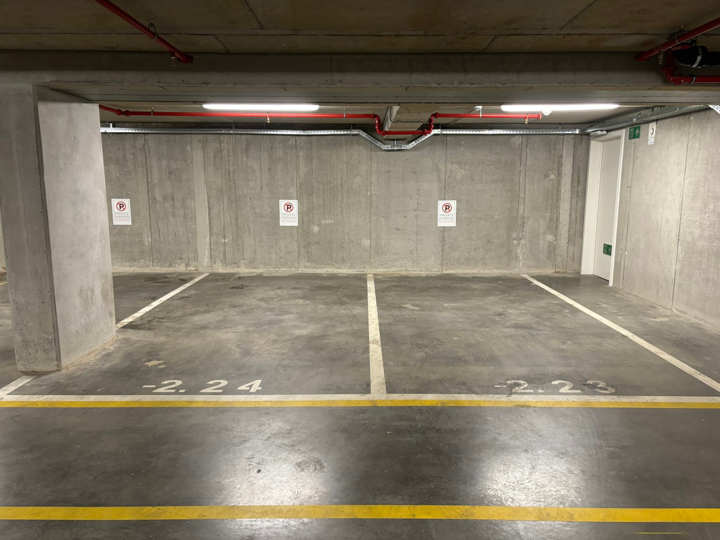 Autostaanplaats te Kleindokkaai, Gent Dampoort - foto 2