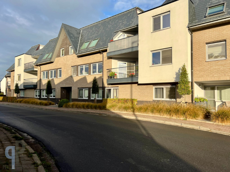 Recent en bijzonder ruim dakappartement met 3 slaapkamers - foto 4