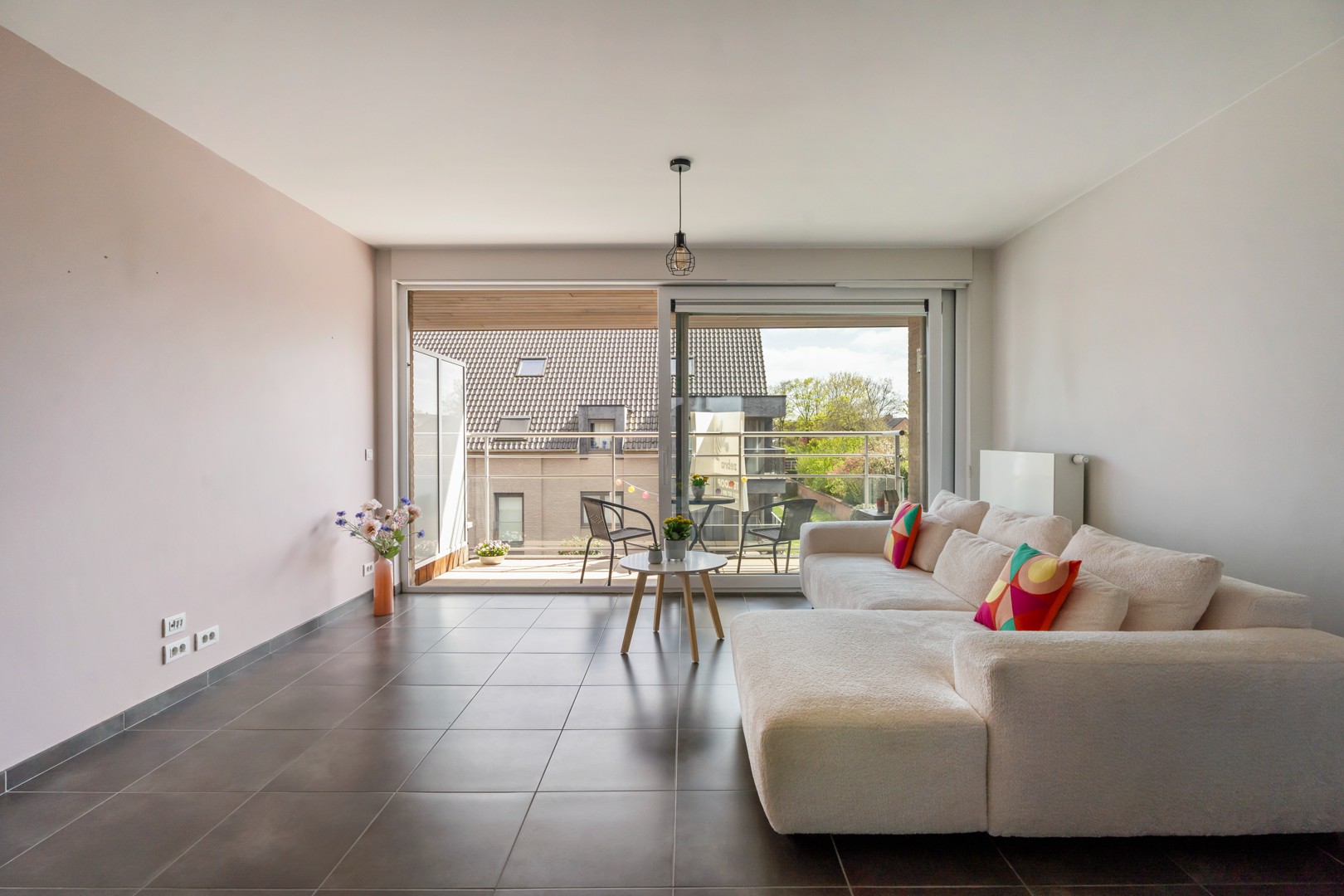 Recent appartement met twee slaapkamers en zonneterras op wandelafstand van centrum Tielt! - foto 2