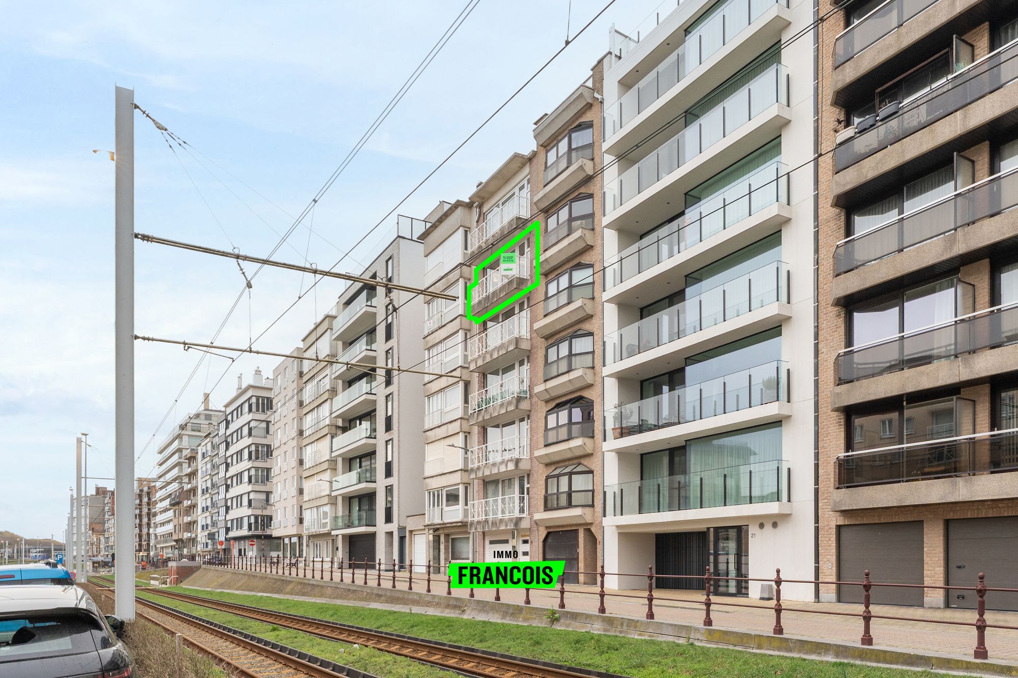 Bemeubeld appartement te koop in centrum Wenduine! - foto 2