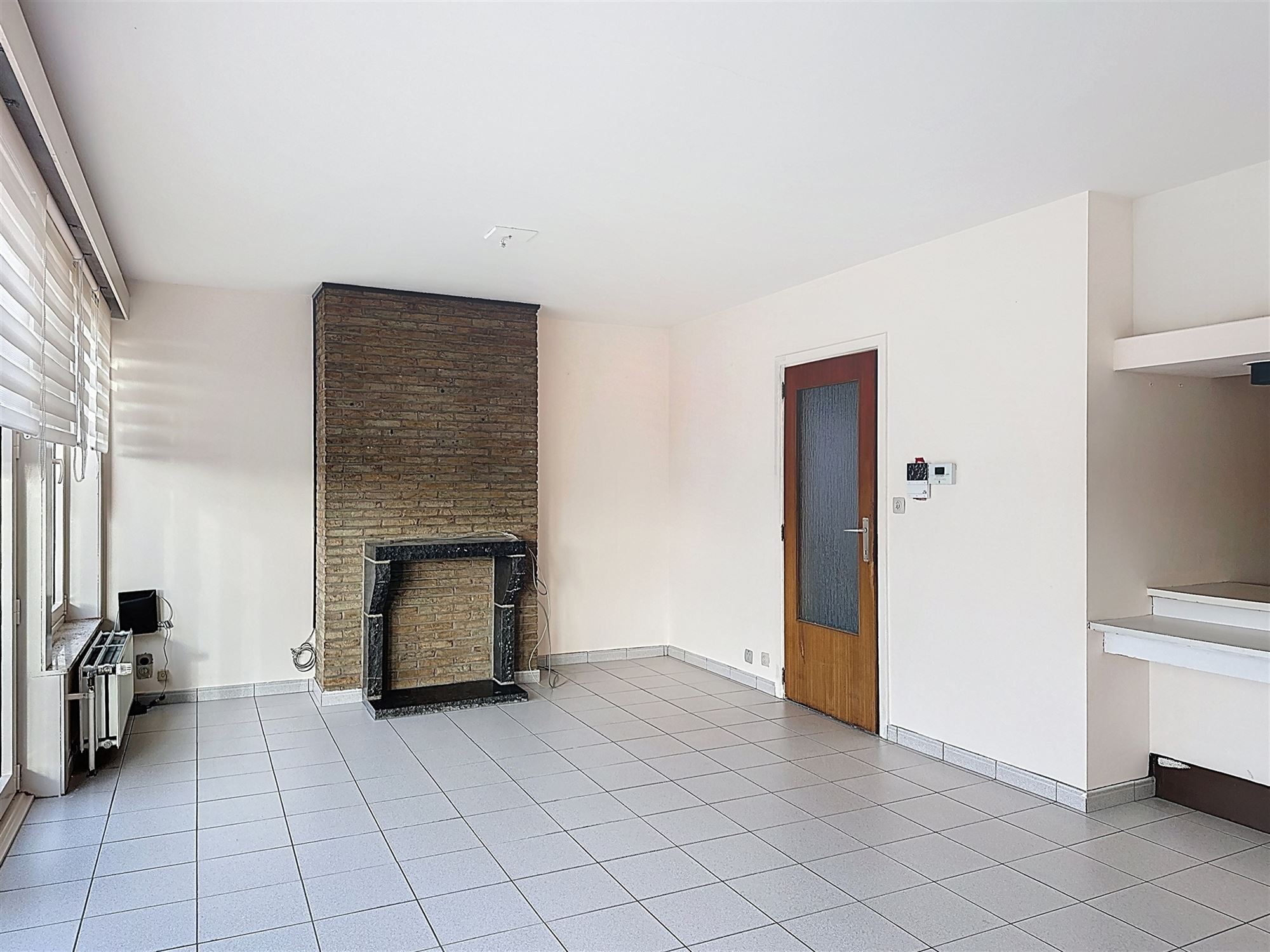 Ruim appartement met 2 kamers en garage - foto 4