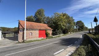 <p><span>WEIDE MET SCHUUR TE KOOP TE GERAARDSBERGEN</span></p><p><span> </span></p><p><span>Weide met een opp van 13617m². </span></p><p><span> </span></p><p><span>15 knotwilgen aanwezig + 9 populieren aanwezig</span></p><p><span> </span></p><p><span>Links en rechts toegang tot de weiden wat een vlotte bereikbaarheid geeft. </span></p><p><span> </span></p><p><span>Ruime schuur 80m² voorzien van stallingen aanwezig. </span></p><p><span> </span></p><p><span>Voor inlichtingen of bezoek gelieve op de advertentie te reageren, wij bellen u zelf op om een afspraak in te plannen. </span></p><p><span> </span></p><p><span> </span></p>