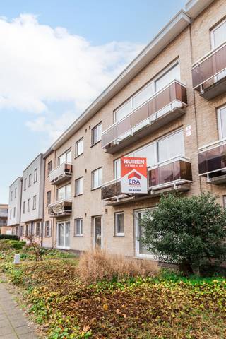 Ontdek dit instapklaar en verzorgde 1-slaapkamerappartement op de eerste verdieping, centraal maar toch opvallend rustig gelegen in hartje...