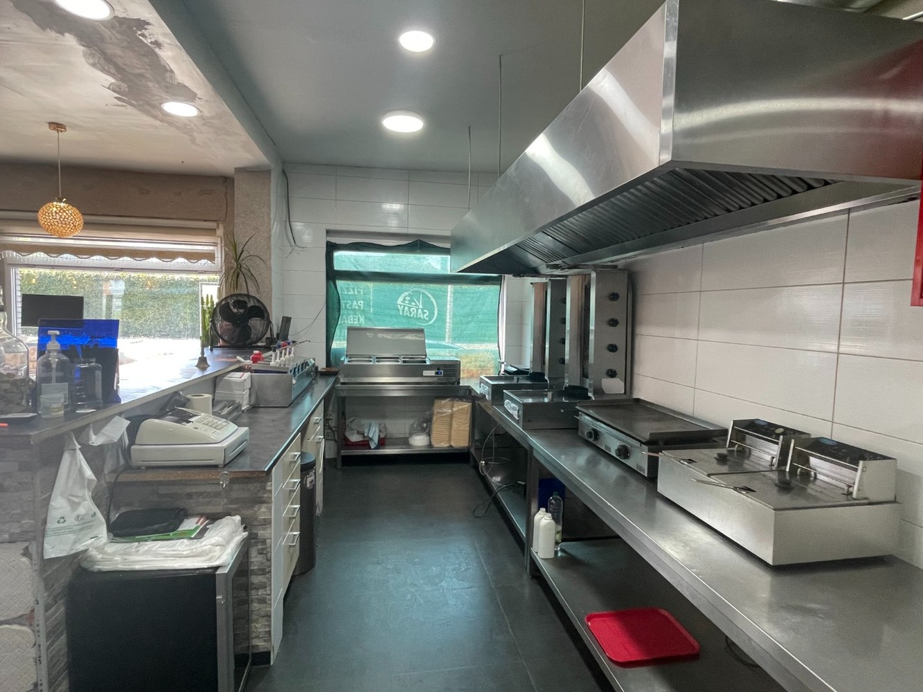 Handelspand met ruim duplexappartement op zichtbare locatie in Herent - foto 3