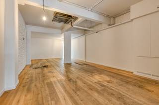 Dit ruime kantoor aan de bruisende Lippenslaan in Knokke is nu beschikbaar voor verhuur. Met een oppervlakte van 125 m² biedt deze locatie...