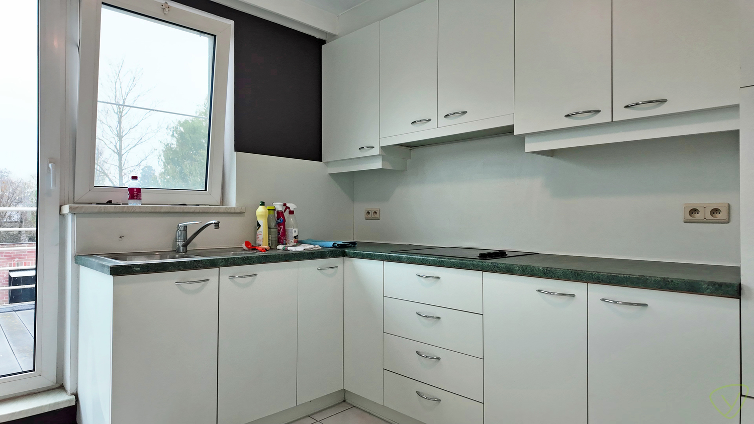 Ruime en lichtrijke duplex op een rustige locatie in Bassevelde! - foto 5