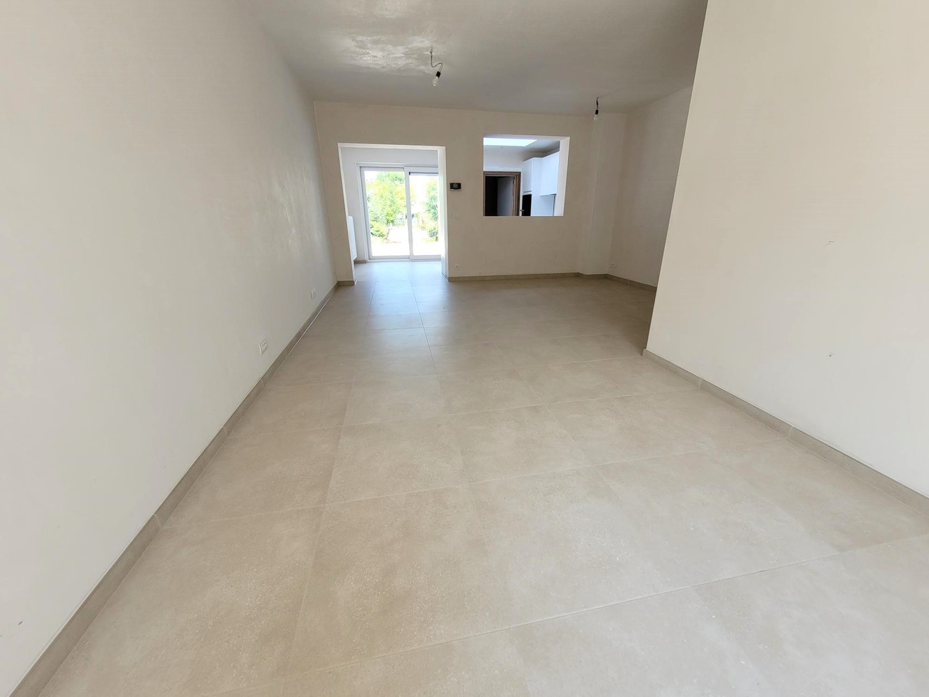 Gerenoveerde woning vlakbij Brugge, met zonnige tuin en fietsuitweg - foto 5