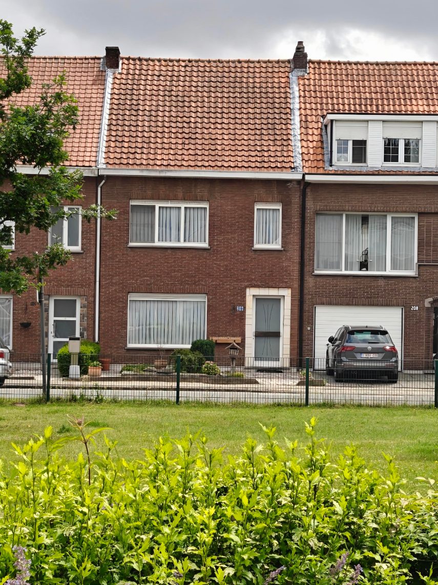 Huis te koop in Ekeren met 3 slaapkamers - foto 1