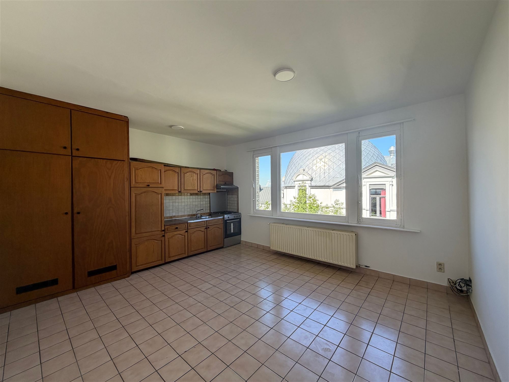 Apartment - photo 1