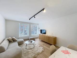 Stijlvol en trendy appartement gelegen op een rustige locatie nabij de vesten. Dit appartement is gelegen op de gelijkvloerse verdieping met...