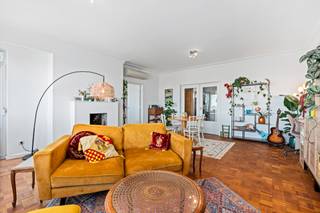 Te koop: stijlvol appartement in Antwerpen Linkeroever, met fenomenaal uitzicht op de skyline en Rechteroever.Dit goed onderhouden appartement...