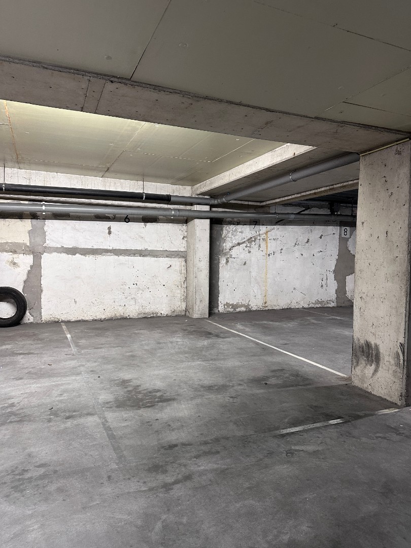 Grand emplacement à vendre dans la rue parallèle à la Lippenslaan - photo 4