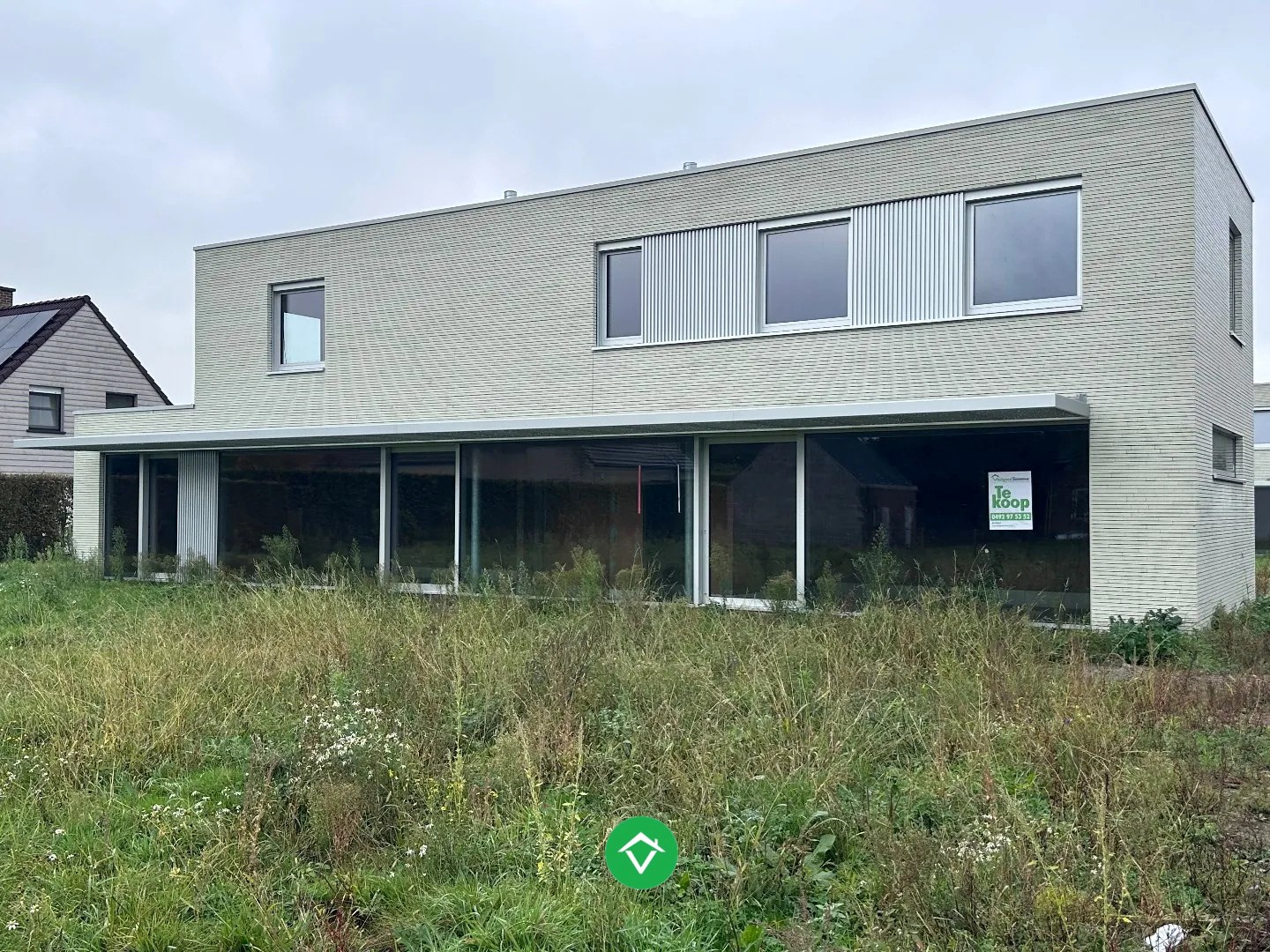 Ruime alleenstaande villa met 3 slaapkamers te Torhout - foto 3