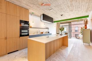 ** Nieuwbouw onder registratierechten** Graag stellen wij u deze prachtige architectenwoning voor nabij de Leuvense Vaart en het...