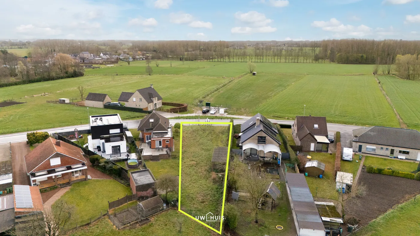 BOUWGROND VAN 763 M2 VOOR OPEN BEBOUWING OP UITSTEKENDE LOCATIE - foto 4