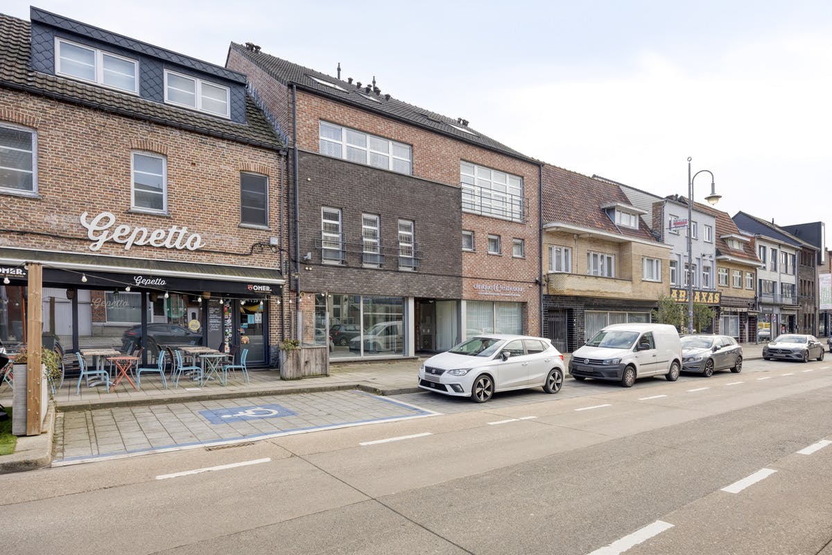 Propriété commerciale avec vitrine au meilleur emplacement à Genk - photo 4